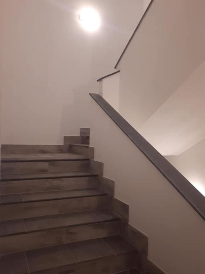 Cuor Di Leone Guest House ฟาวีญานา ภายนอก รูปภาพ
